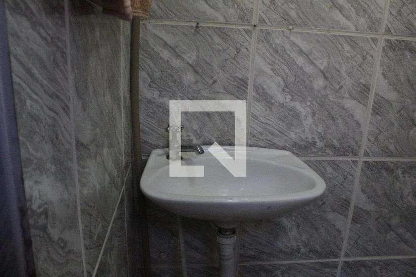 Furnished 225 m² house with 3 bedrooms and 8 parking spots — photo 16