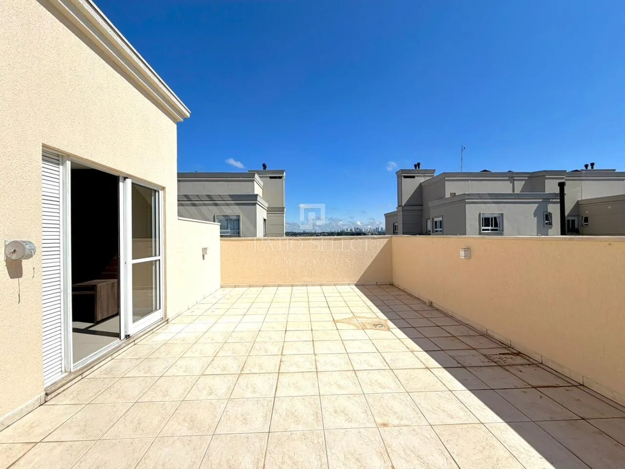 3-bedroom apartment with a washing machine in Curitiba — photo 4