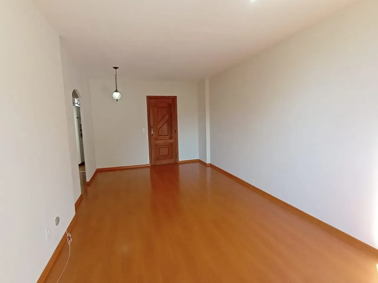 For rent: 75 m² apartment with 2 bedrooms and parking — photo 4