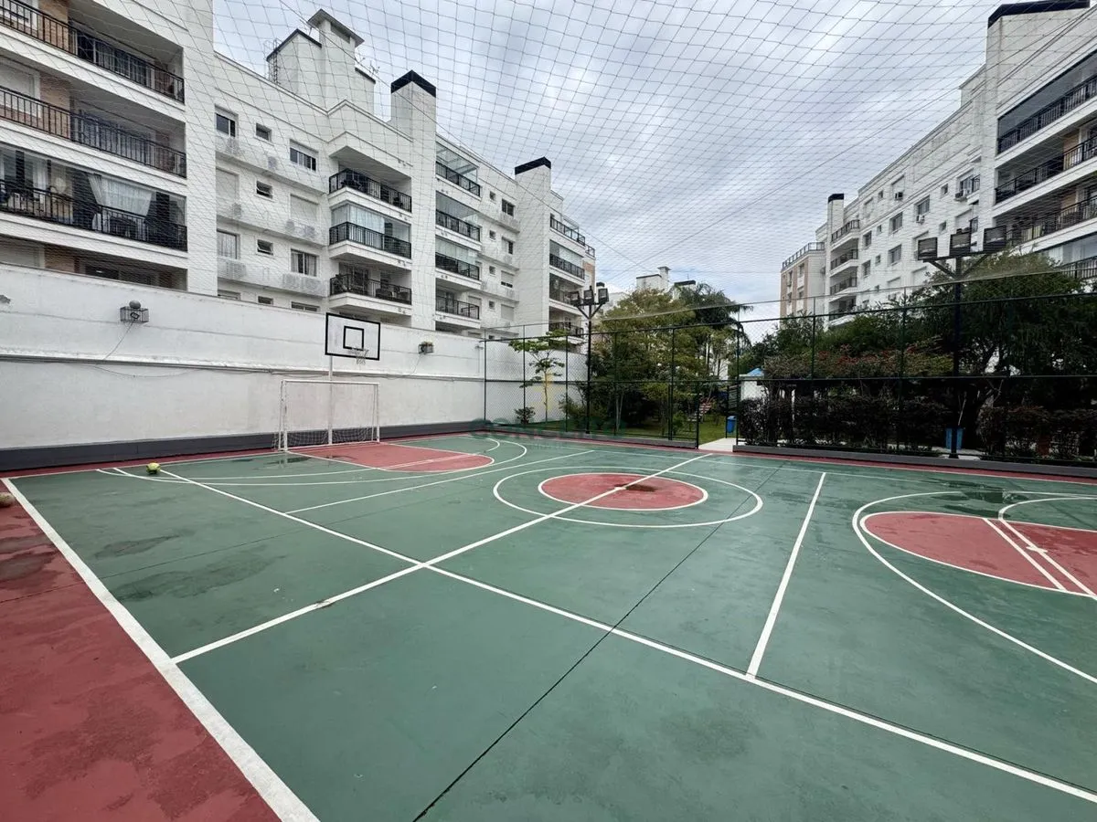 Unfurnished 154 m² apartment with a private garden — photo 8