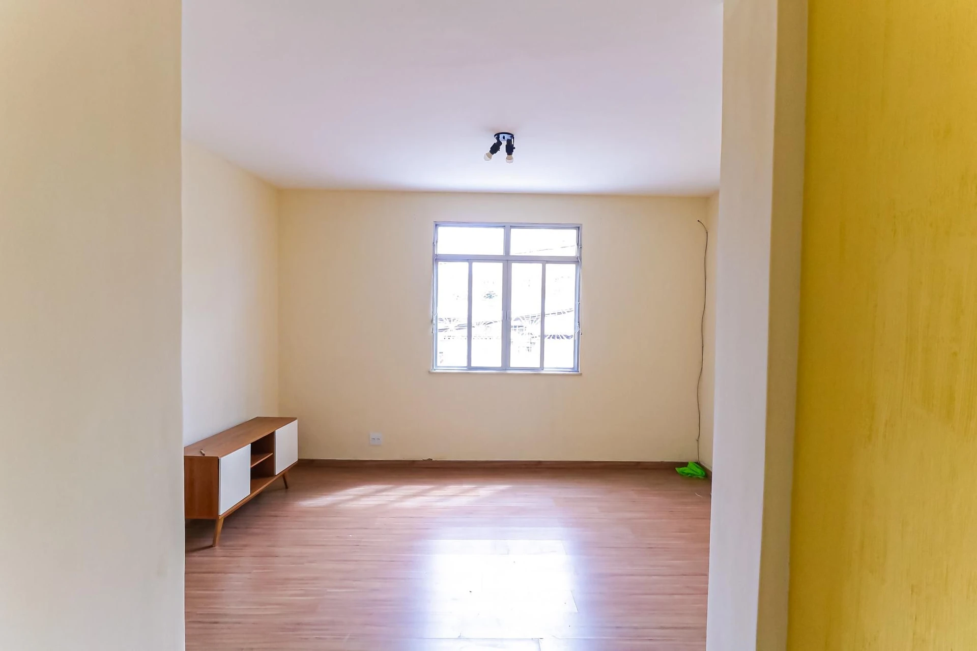 Apartment, 49 m², with a jacuzzi — photo 15