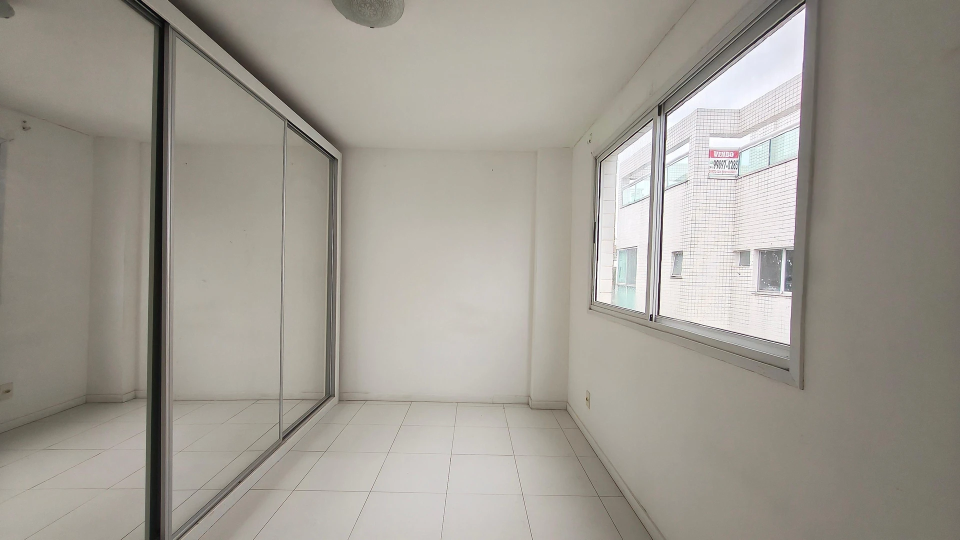Apartment, 75 m², with a glass-enclosed balcony — photo 10