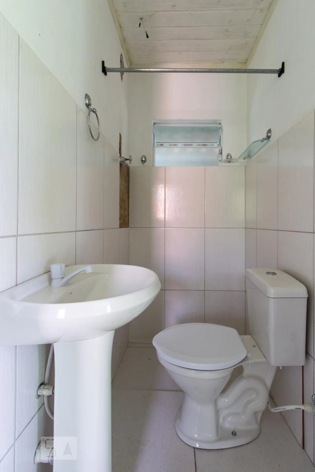 2-bedroom, 38 m² house in Curitiba — photo 4