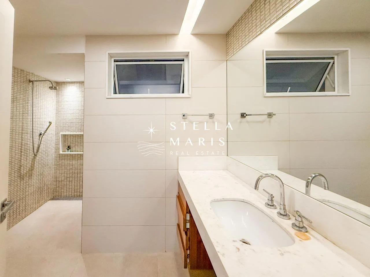 Apartamento com 3 quartos e cozinha a gás — photo 31