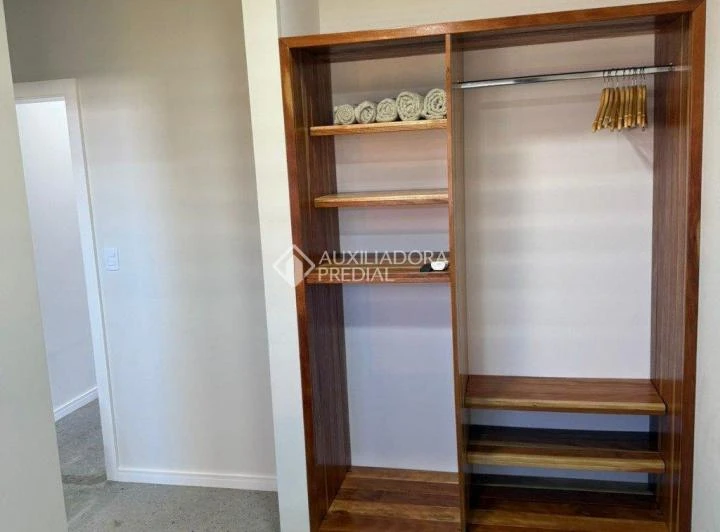 Casa sem mobília com 3 quartos e 166 m² — photo 7