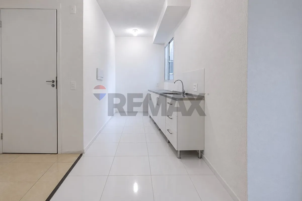 Apartment on the 2nd floor with a grill on the balcony — photo 6