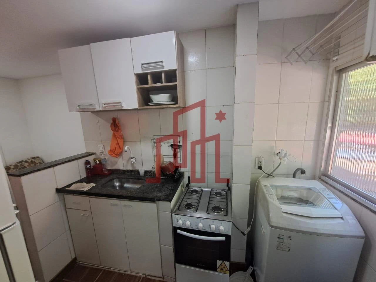Apartamento mobiliado, 50 m², com máquina de lavar