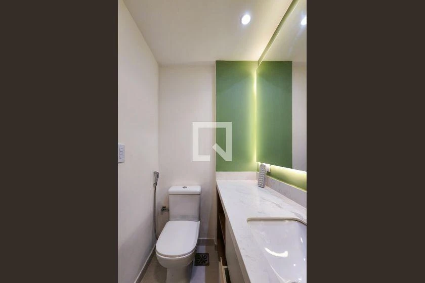 Apartment, 66 m², with a glass-enclosed balcony — photo 31