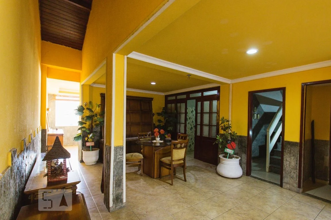 Furnished house with 4 bedrooms and 2 en-suites — photo 35