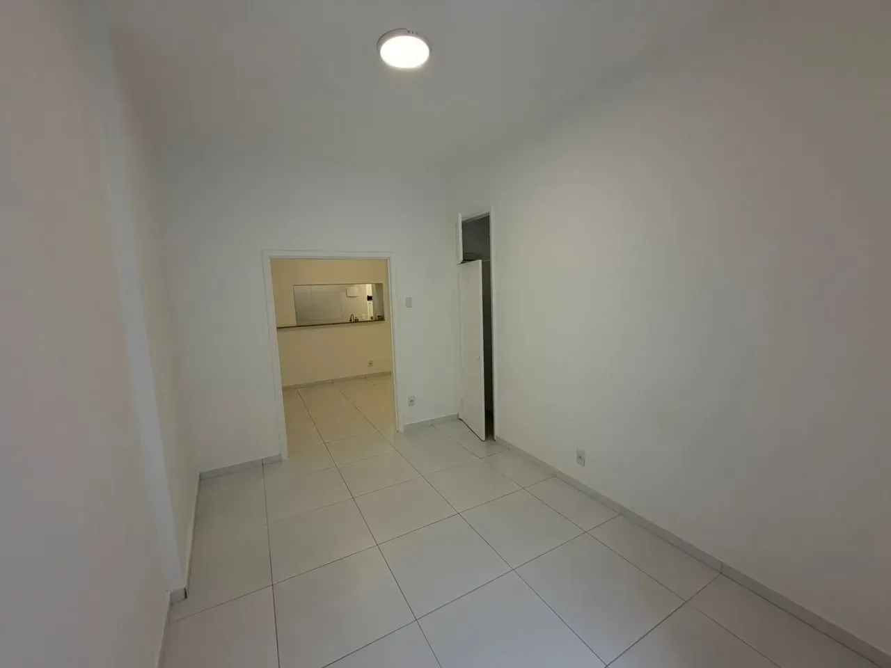 45 m² 1-bedroom apartment with no parking space — photo 6