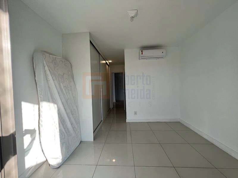 236 m² apartment with 4 en-suite bedrooms and gourmet balcony — photo 29