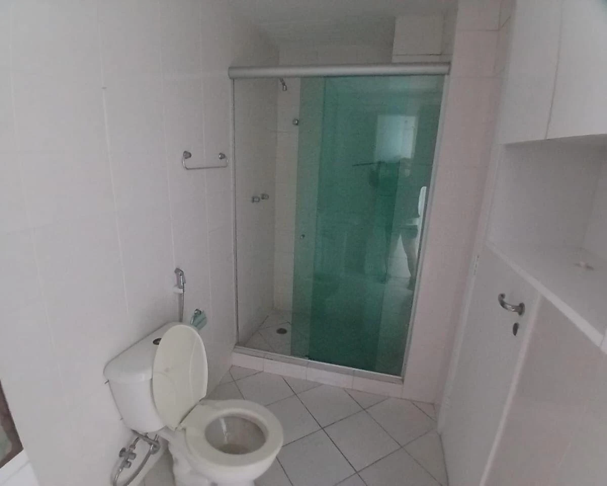 Apartamento de 2 quartos em condomínio com piscina — photo 10