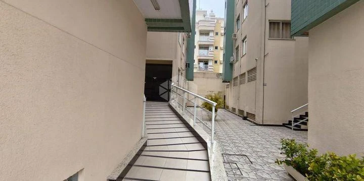 Apartamento de 74 m² con 2 dormitorios y parking cubierto — photo 8