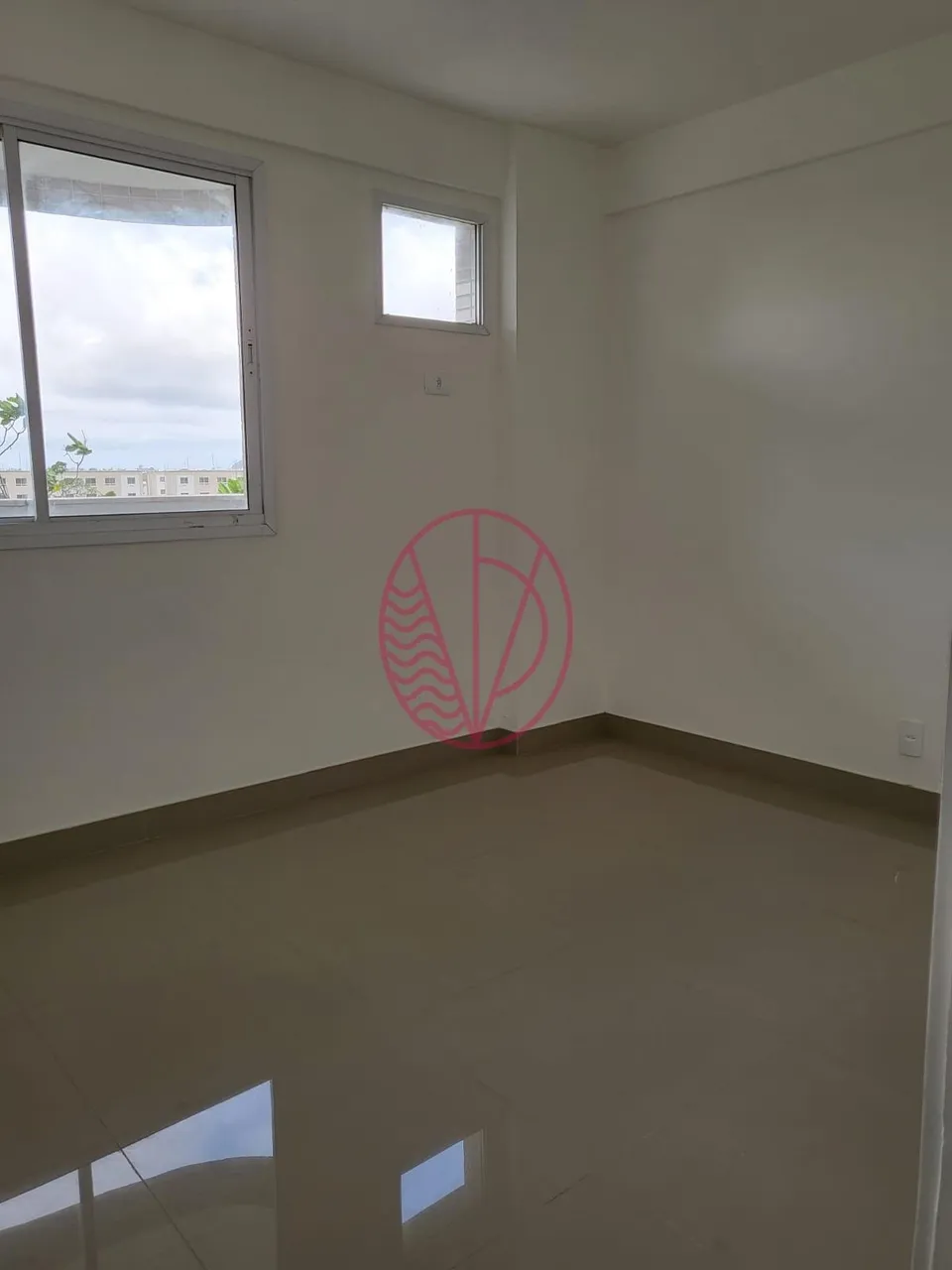 1-bedroom apartment with mountain views and balcony — photo 5