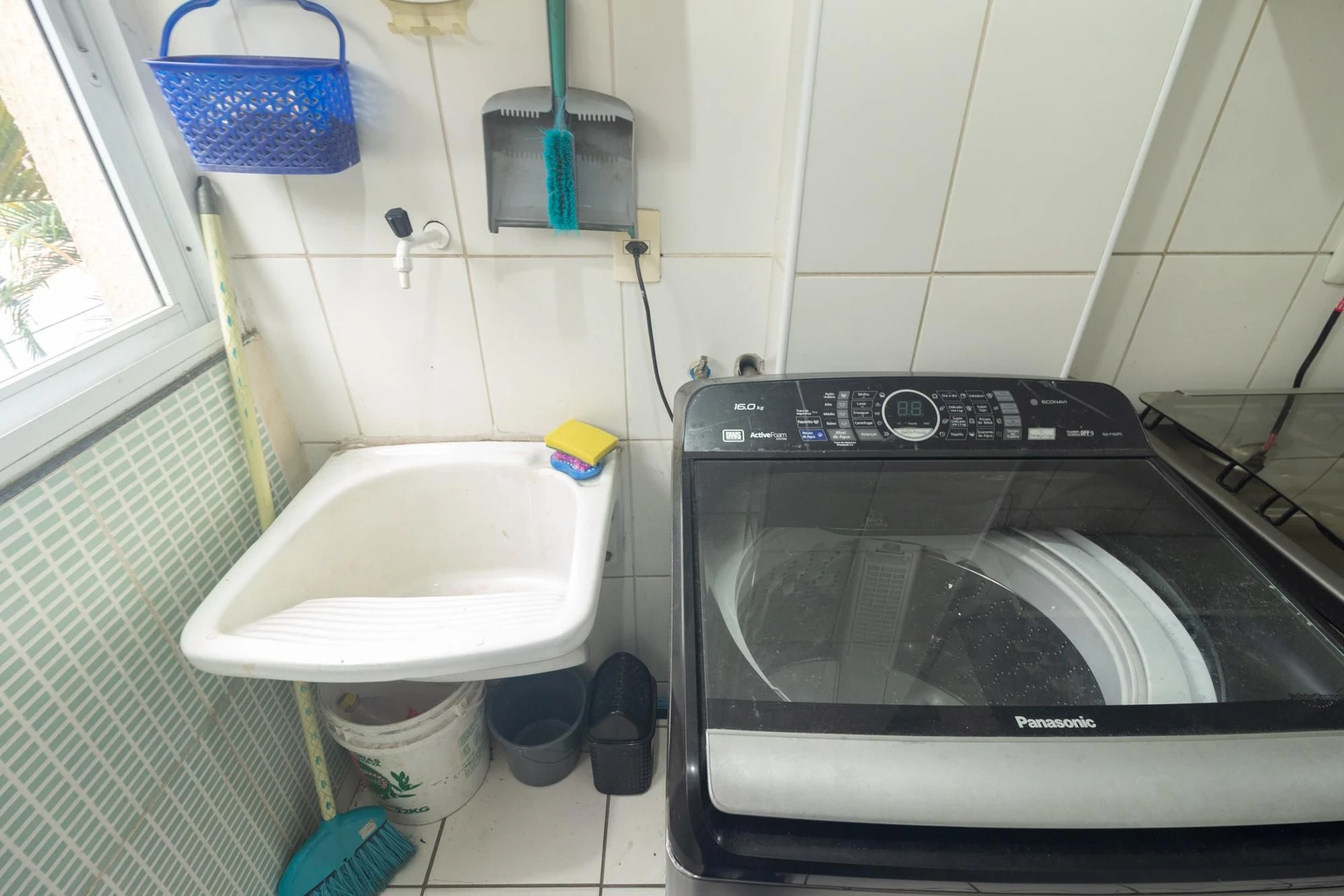 2-bedroom apartment with a washing machine — photo 9