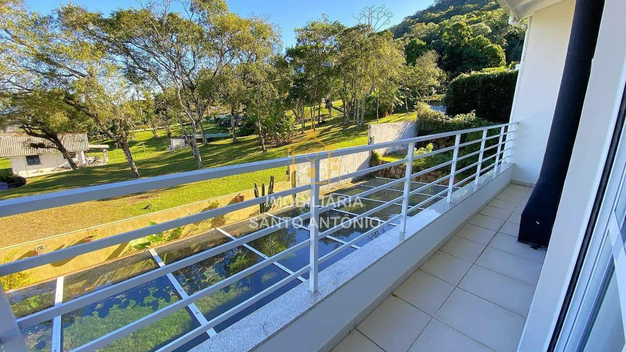 Condo house with 3 en-suite bedrooms and 4 baths, 190 m² — photo 43