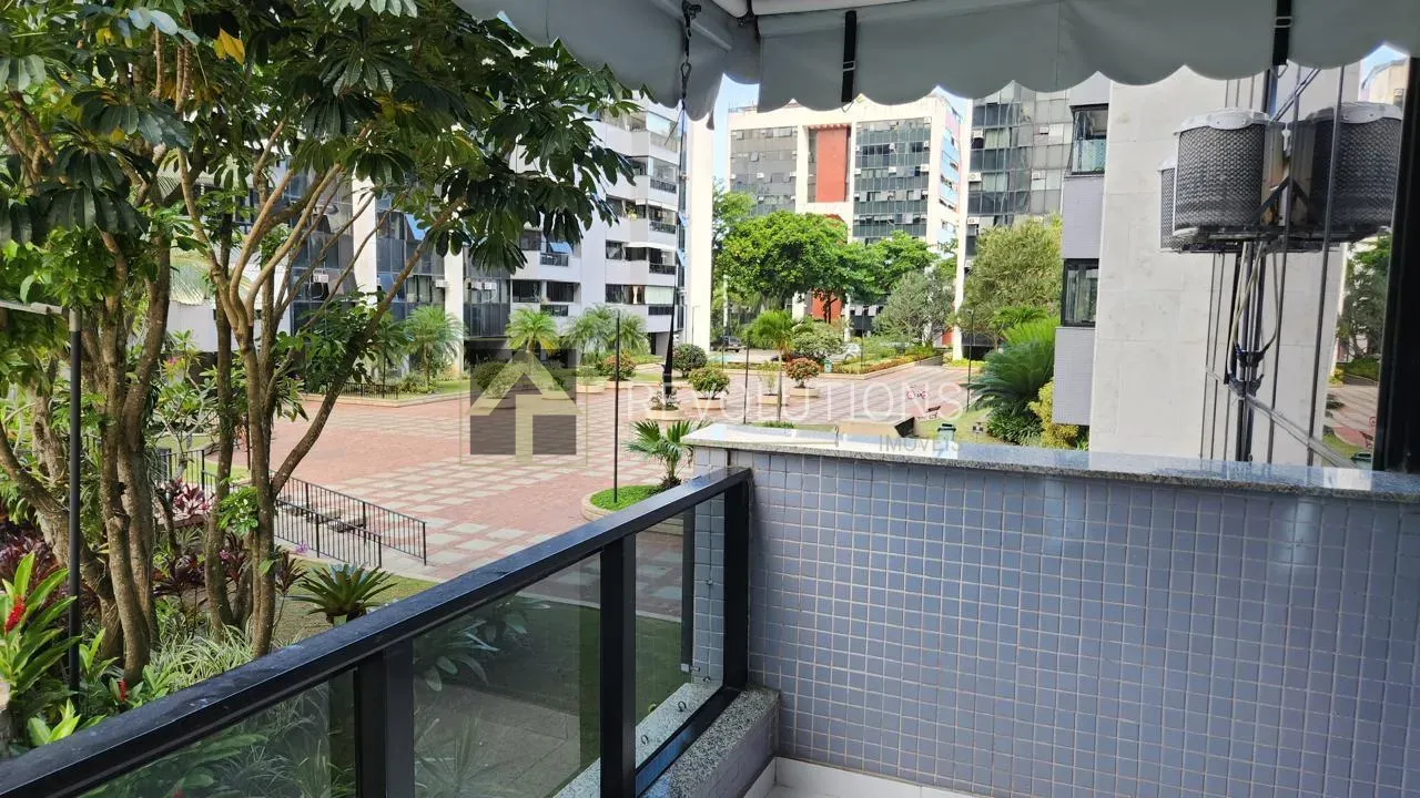 Apartamento de 4 quartos com 1 suíte e 115 m² — photo 11