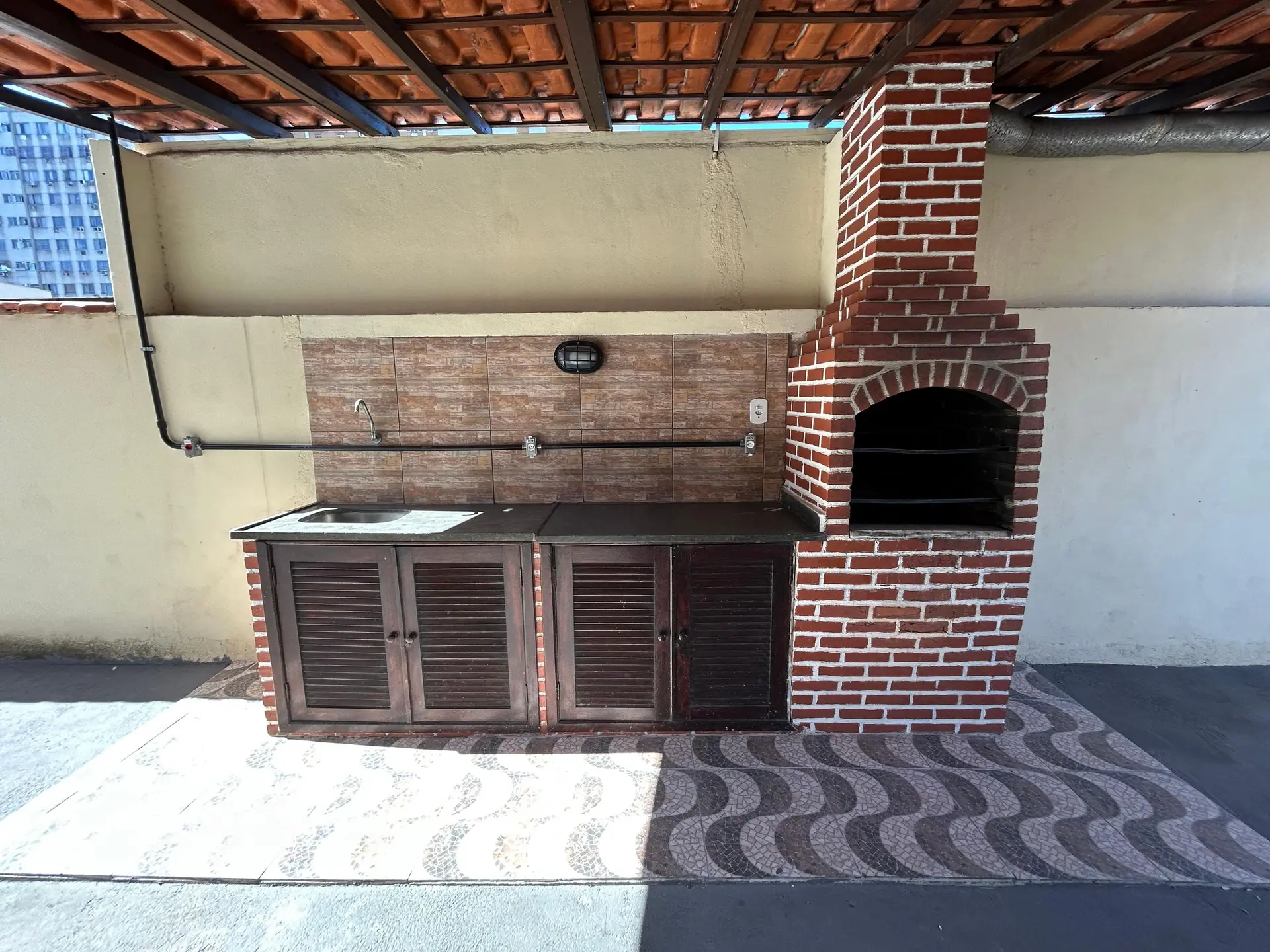 Furnished 4-bedroom rental apartment with 5 parking spaces — photo 65