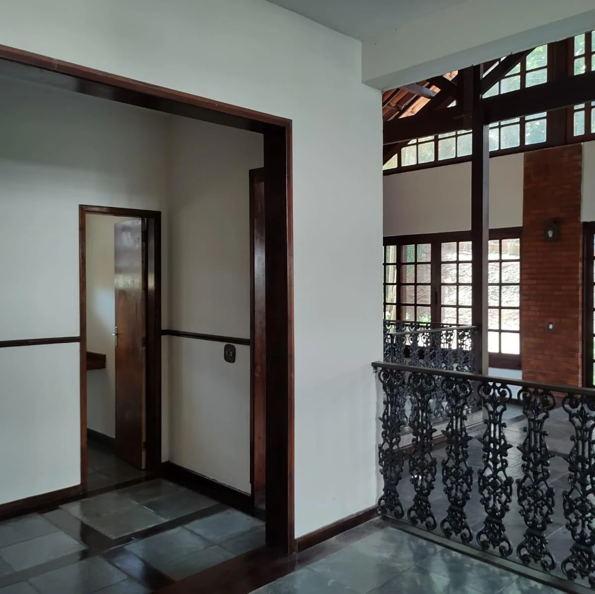 Casa térrea sem mobília com 4 quartos e 6 banheiros — photo 33