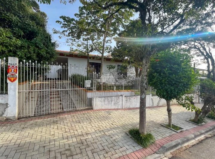 Commercial rental house with 3 bedrooms and 130 m² — photo 2