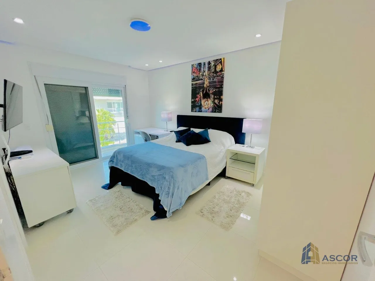 Furnished house with 7 bedrooms and open kitchen — photo 15