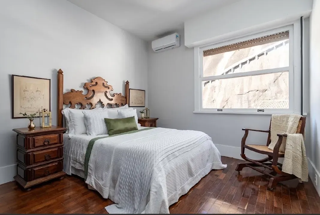 3-bedroom apartment with floor-to-ceiling windows — photo 21
