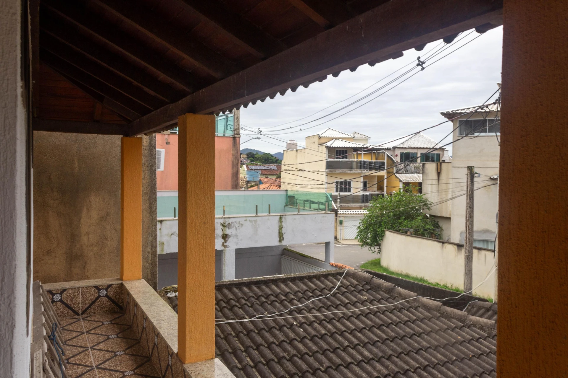 5-bedroom apartment with a washing machine — photo 8