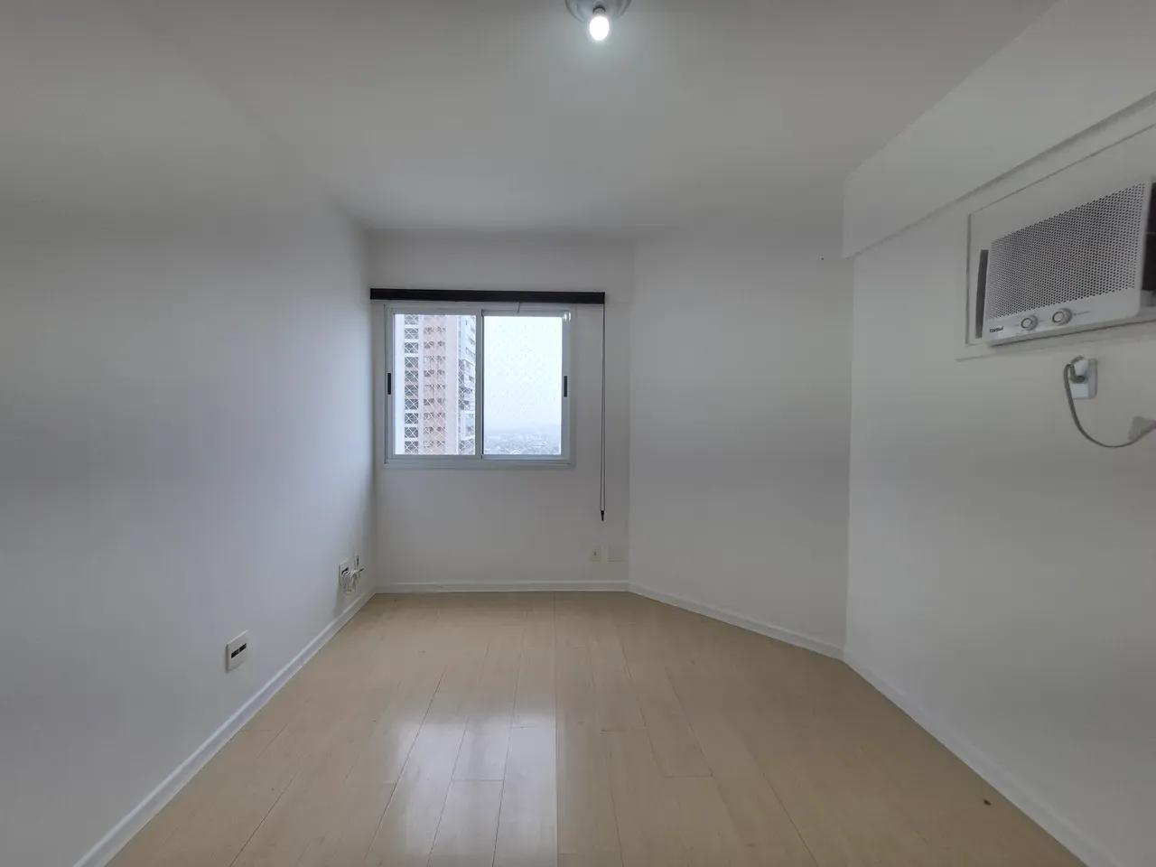 Duplex apartment with 112 m², 3 bedrooms and floor-to-ceiling — photo 28