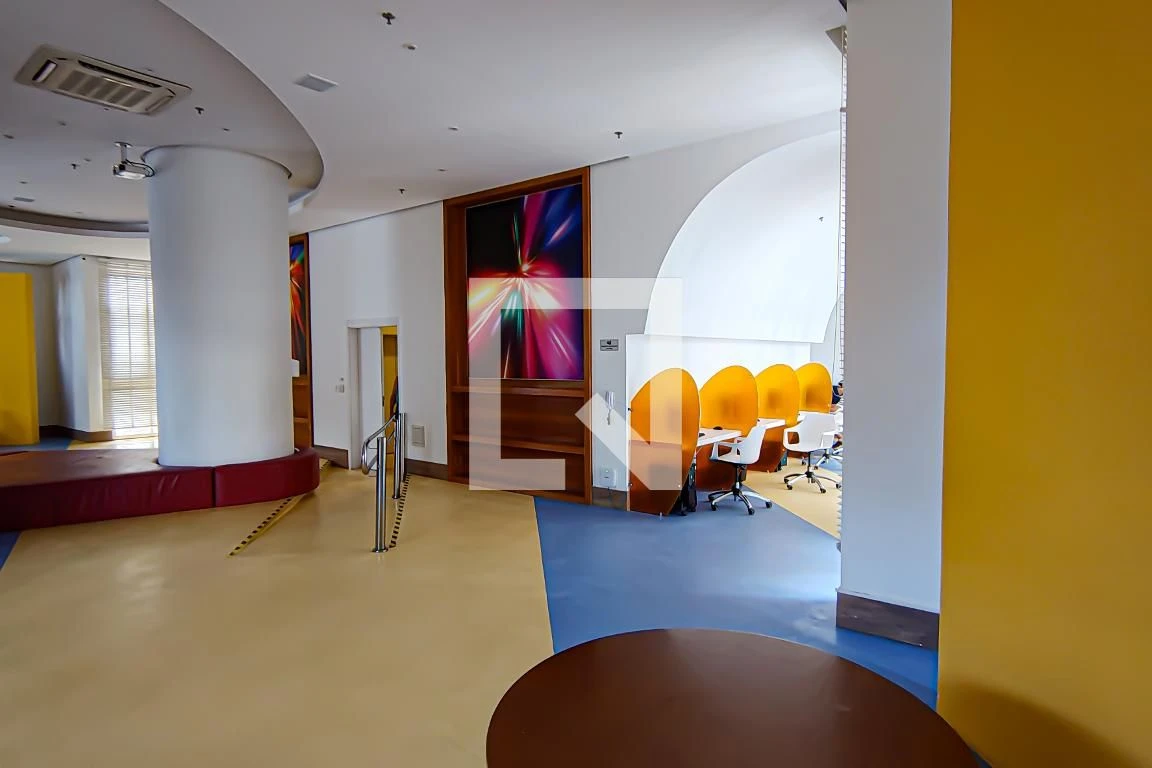 Apartamento mobiliado com 2 quartos e varanda com churrasqueira — photo 27