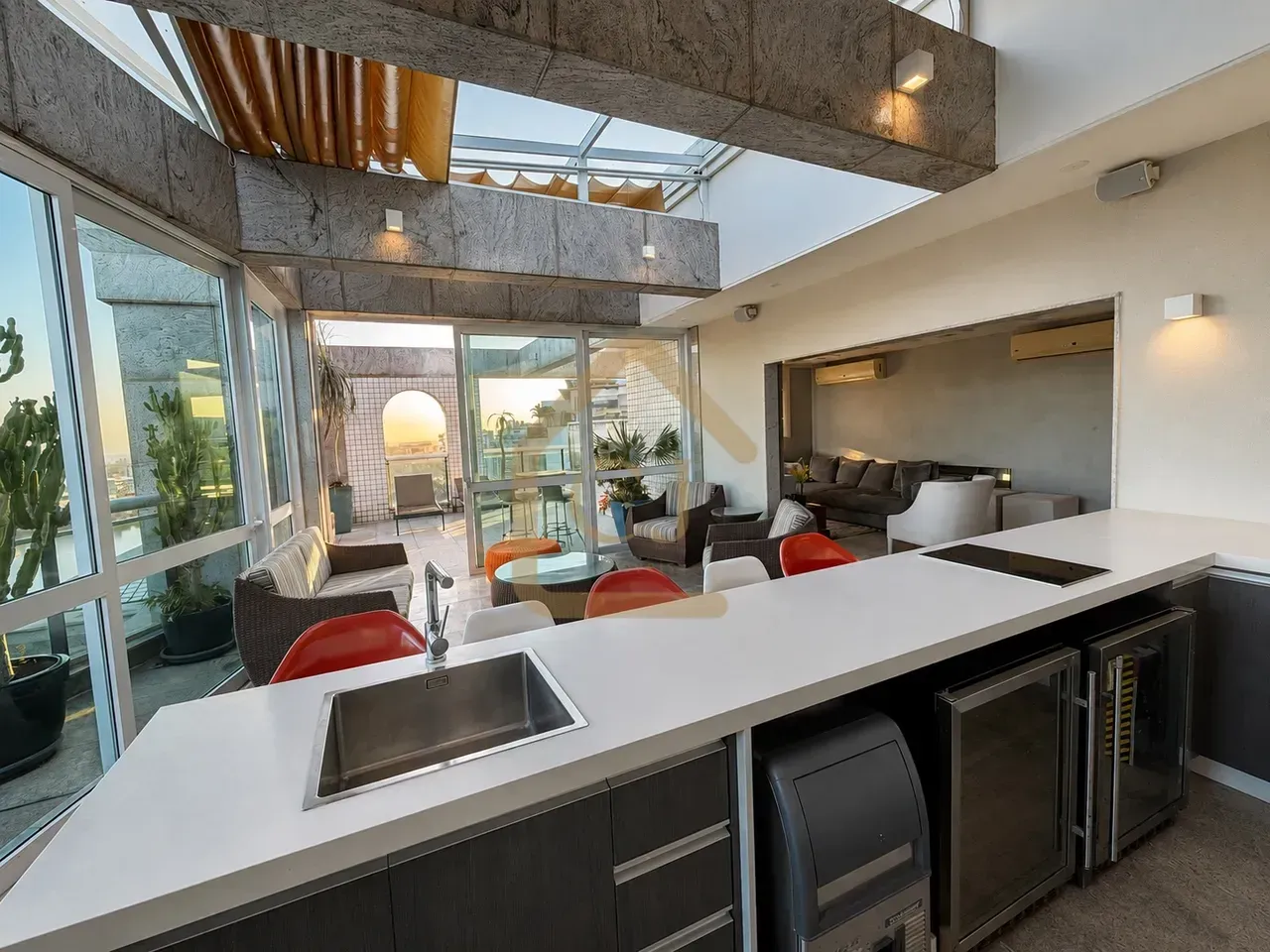Furnished duplex penthouse 354 m² with 4 bedrooms — photo 9