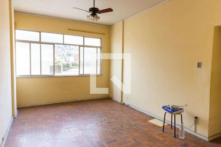 Apartment with built-in cabinets and balcony — photo 9
