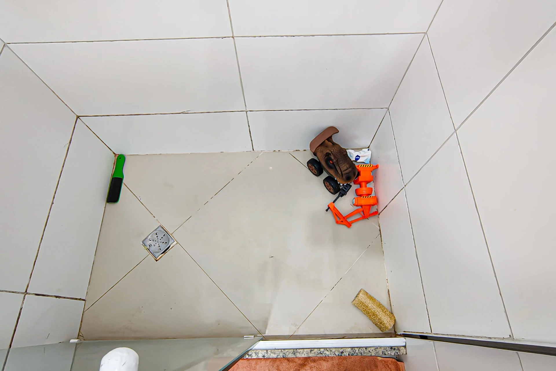 170 m² house with a dishwasher and a bathtub — photo 37