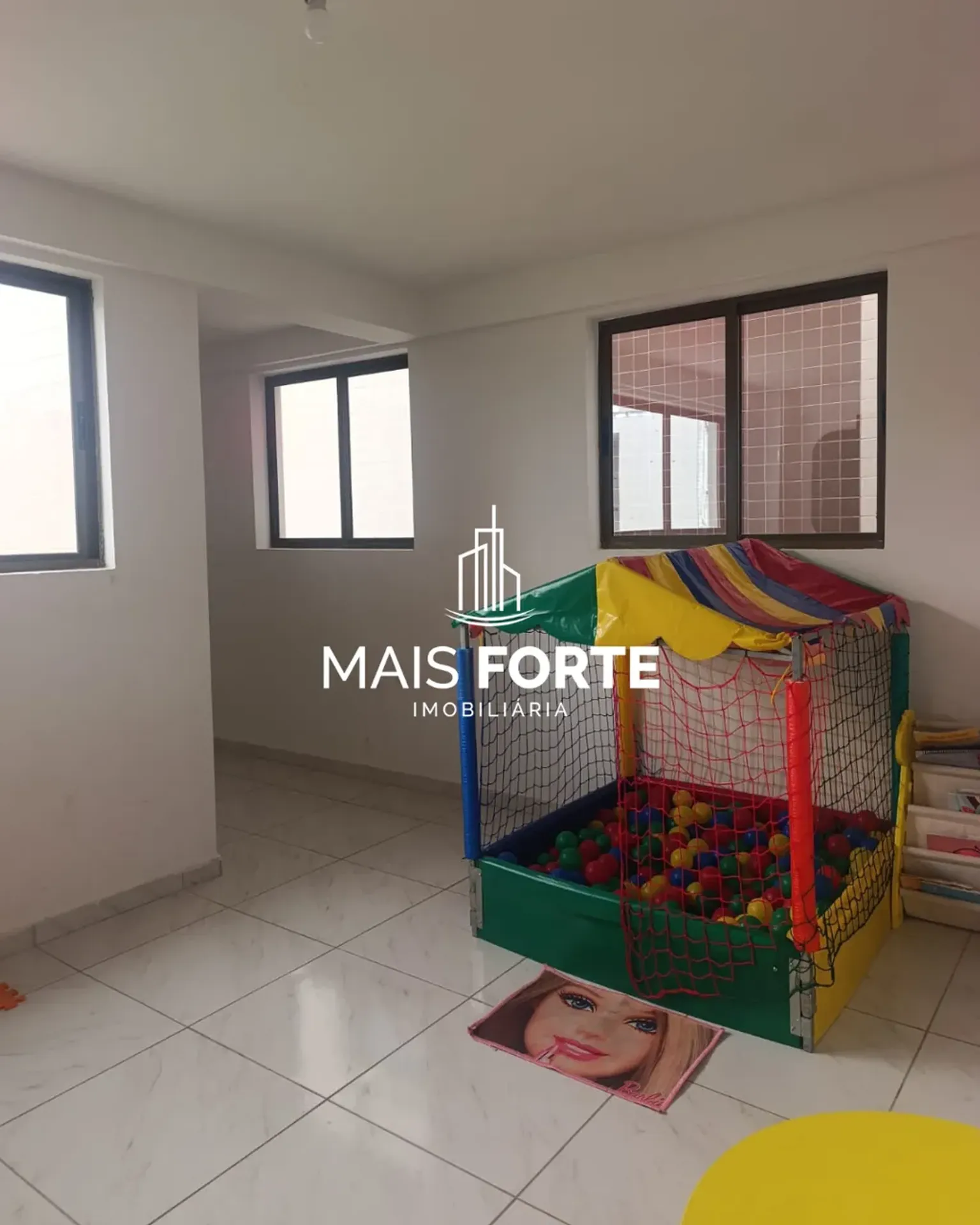 60 m² apartment with 2 bedrooms and 2 bathrooms — photo 14