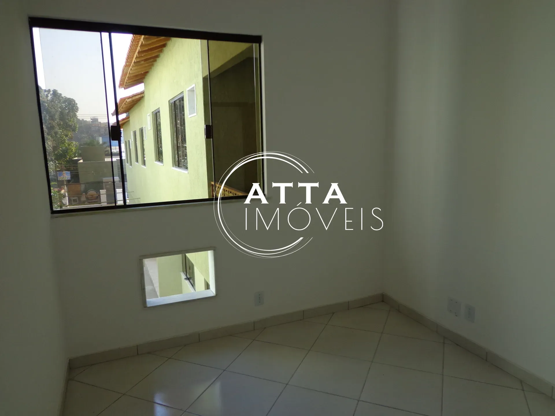Casa con 3 dormitorios y 2 baños y 1 plaza de aparcamiento — photo 26