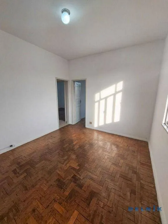 Apartment, 62 m², with wood or laminate floors — photo 7
