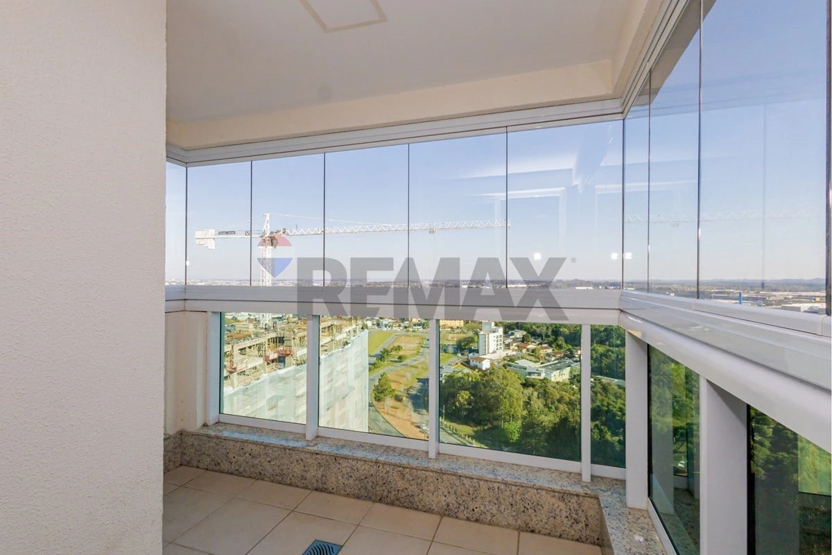 2-bedroom apartment with balcony and 2 parking spaces — photo 9