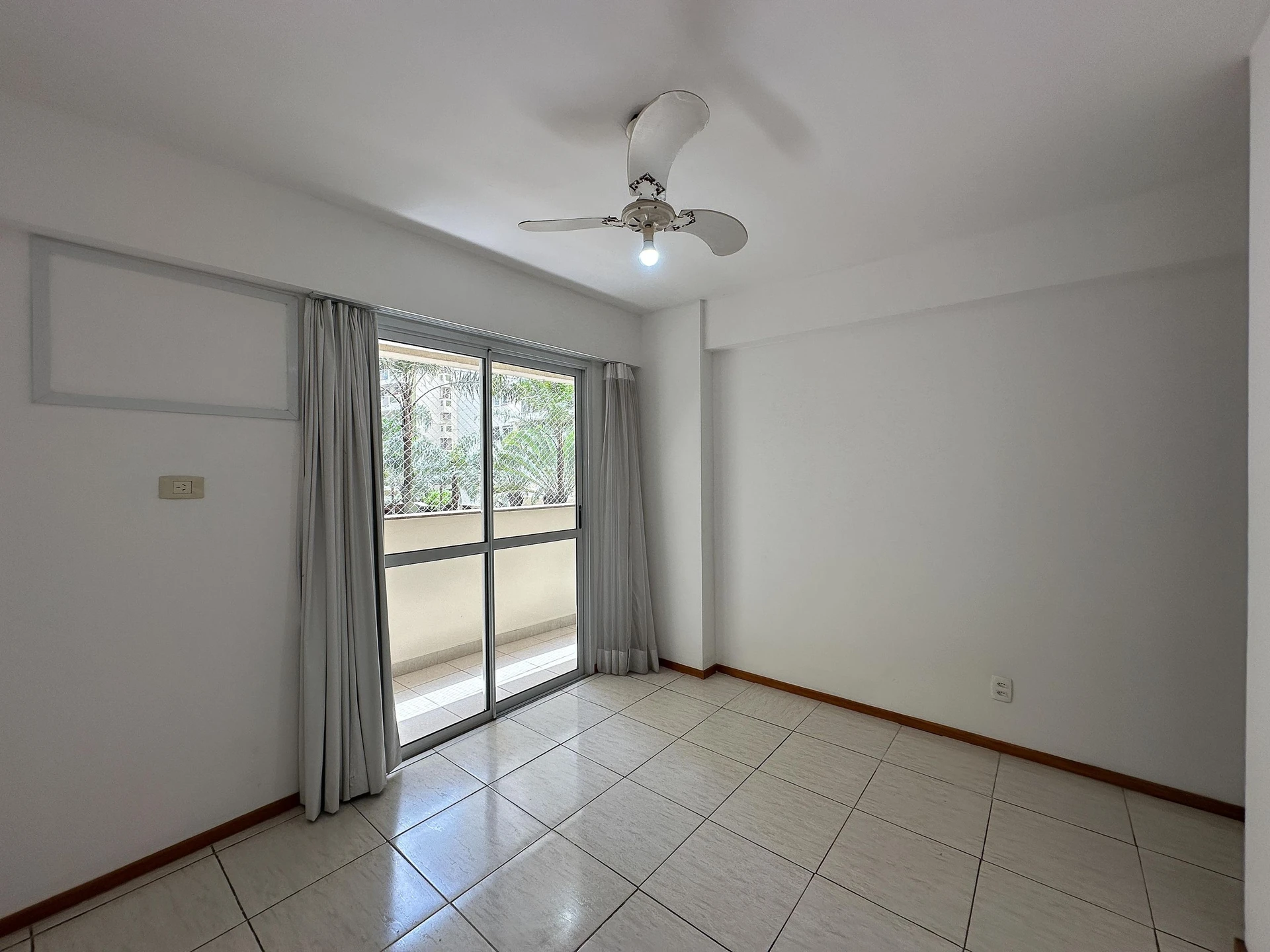 3-bedroom apartment in a building with a sauna — photo 36