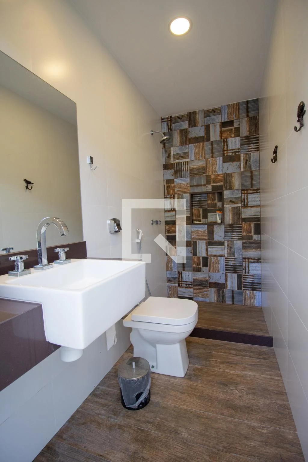 4-bedroom house with a bathtub in Rio de Janeiro — photo 55