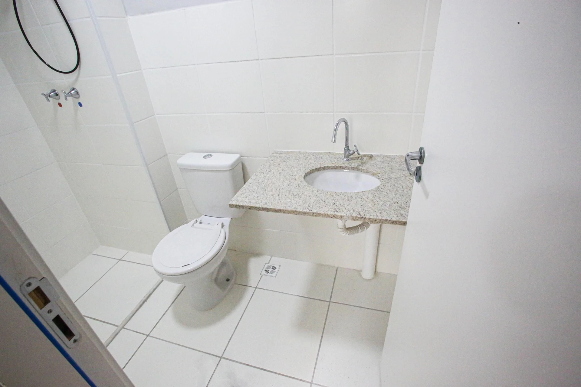 Apartamento de 2 quartos em condomínio com academia — photo 18