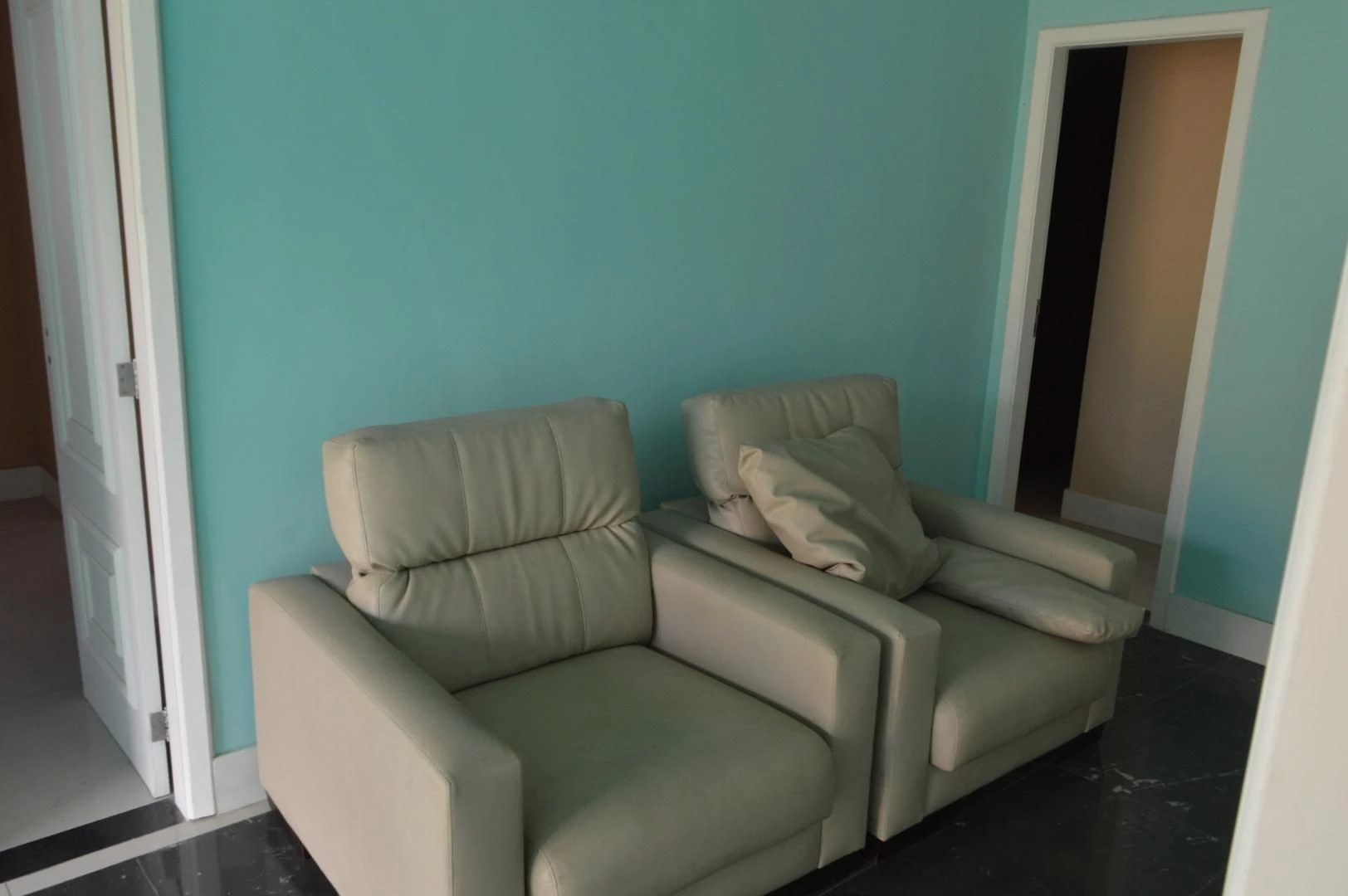 House, 362 m², with a jacuzzi