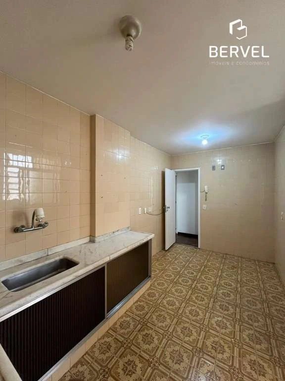 112 m² rental apartment with 3 bedrooms and city view — photo 19