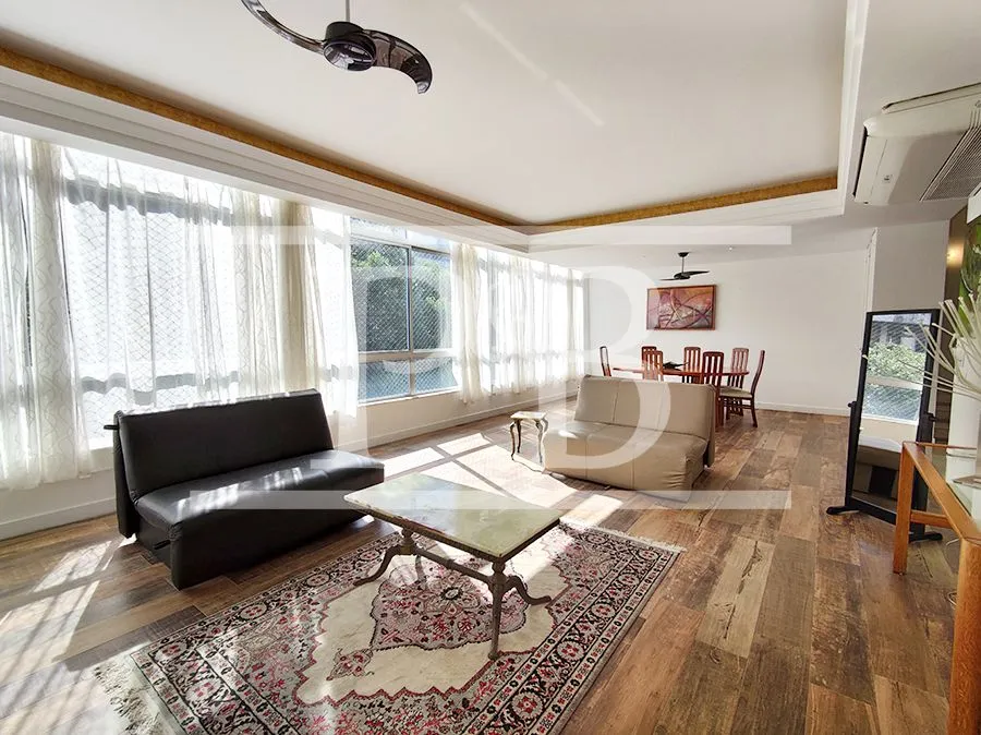 Furnished apartment with 4 bedrooms and 400 m² — photo 19