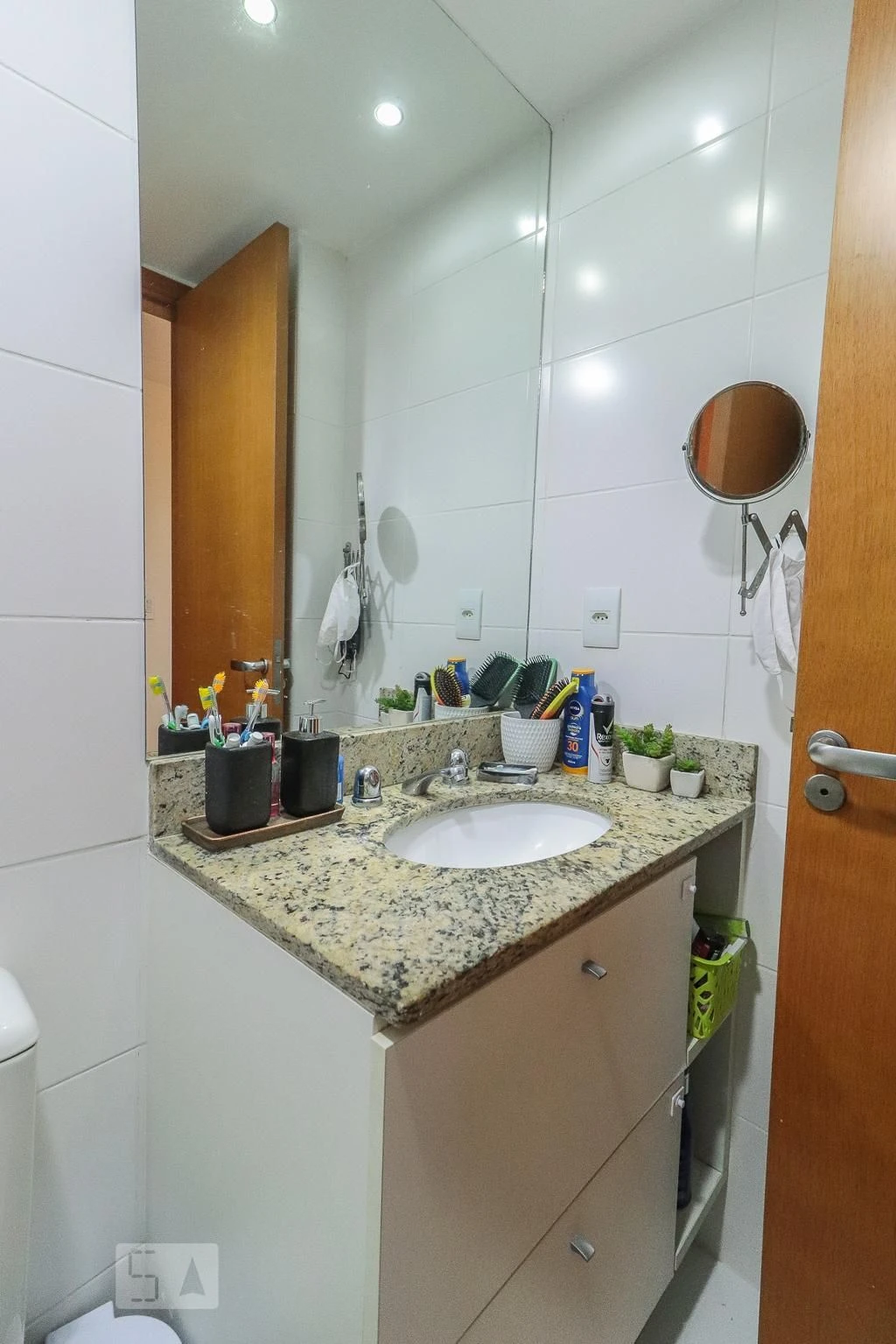 Furnished apartment, 75 m², with a home office — photo 42