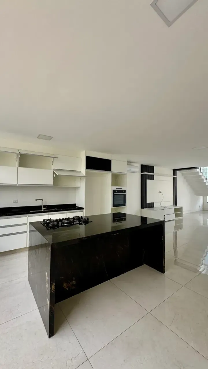 Casa com 5 quartos e cozinha integrada bem prática — photo 5