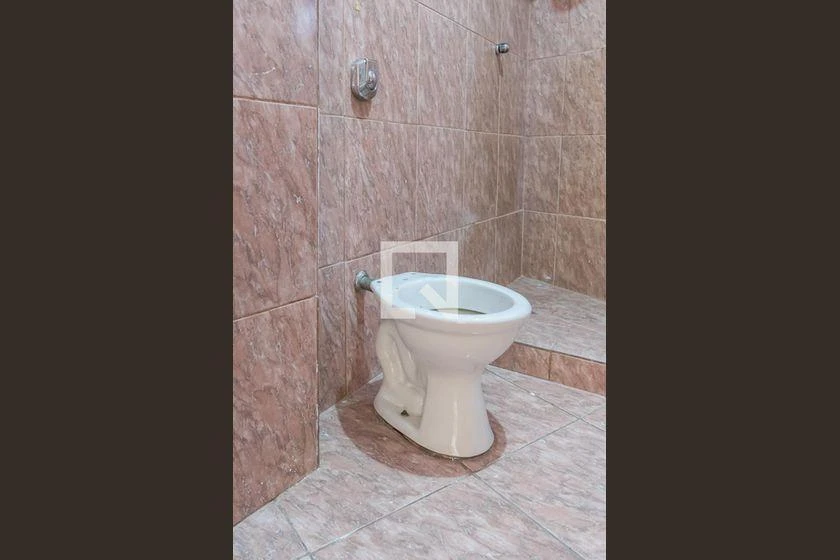 Unfurnished apartment with 1 bedroom and 1 bathroom — photo 38
