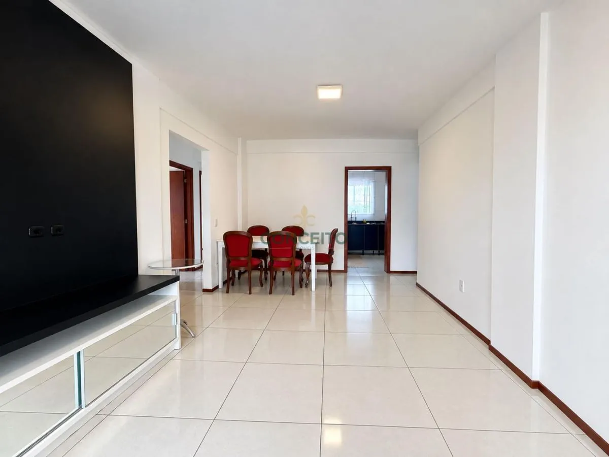3-bedroom apartment in a building with a gym — photo 26