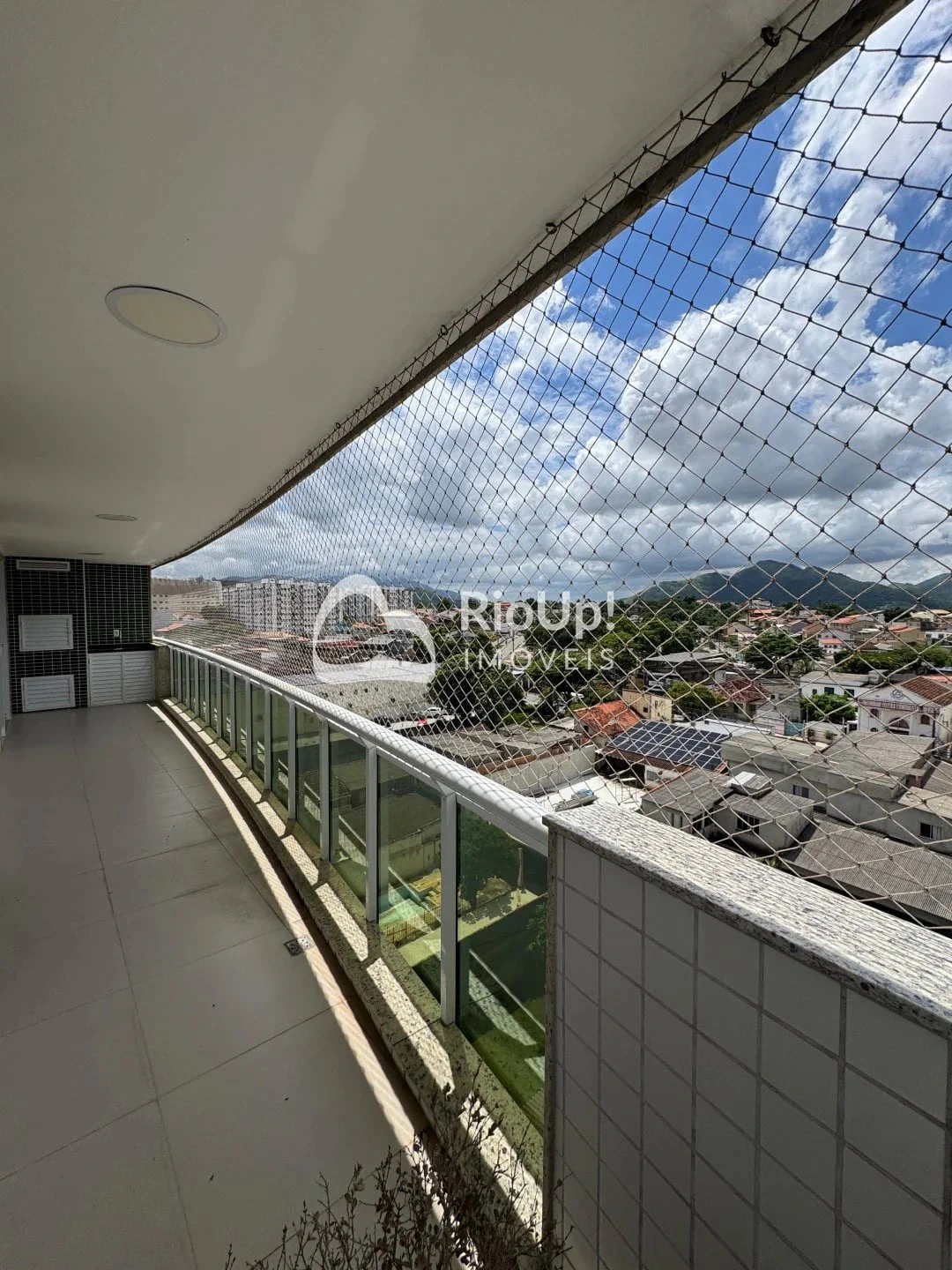 Apartment, 246 m², with a mountain view