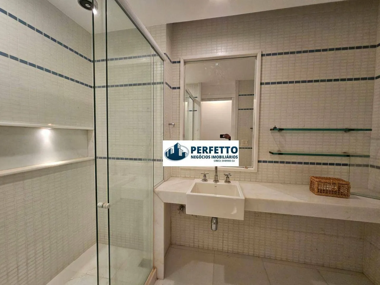 Apartment with 4 bedrooms, 4 bathrooms and 2 parking spaces — photo 17