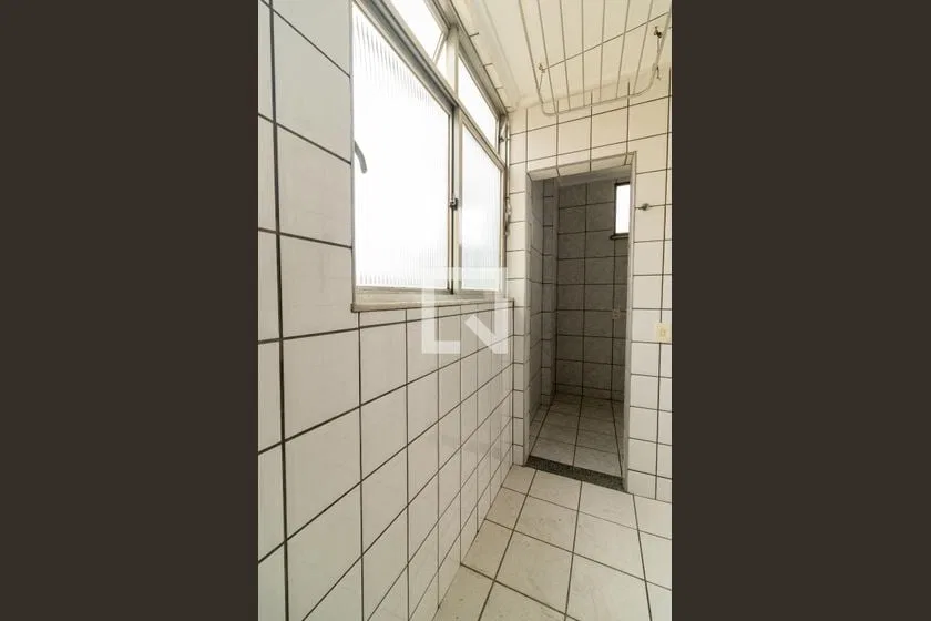 2-bedroom rental apartment with balcony and 47 m² — photo 32