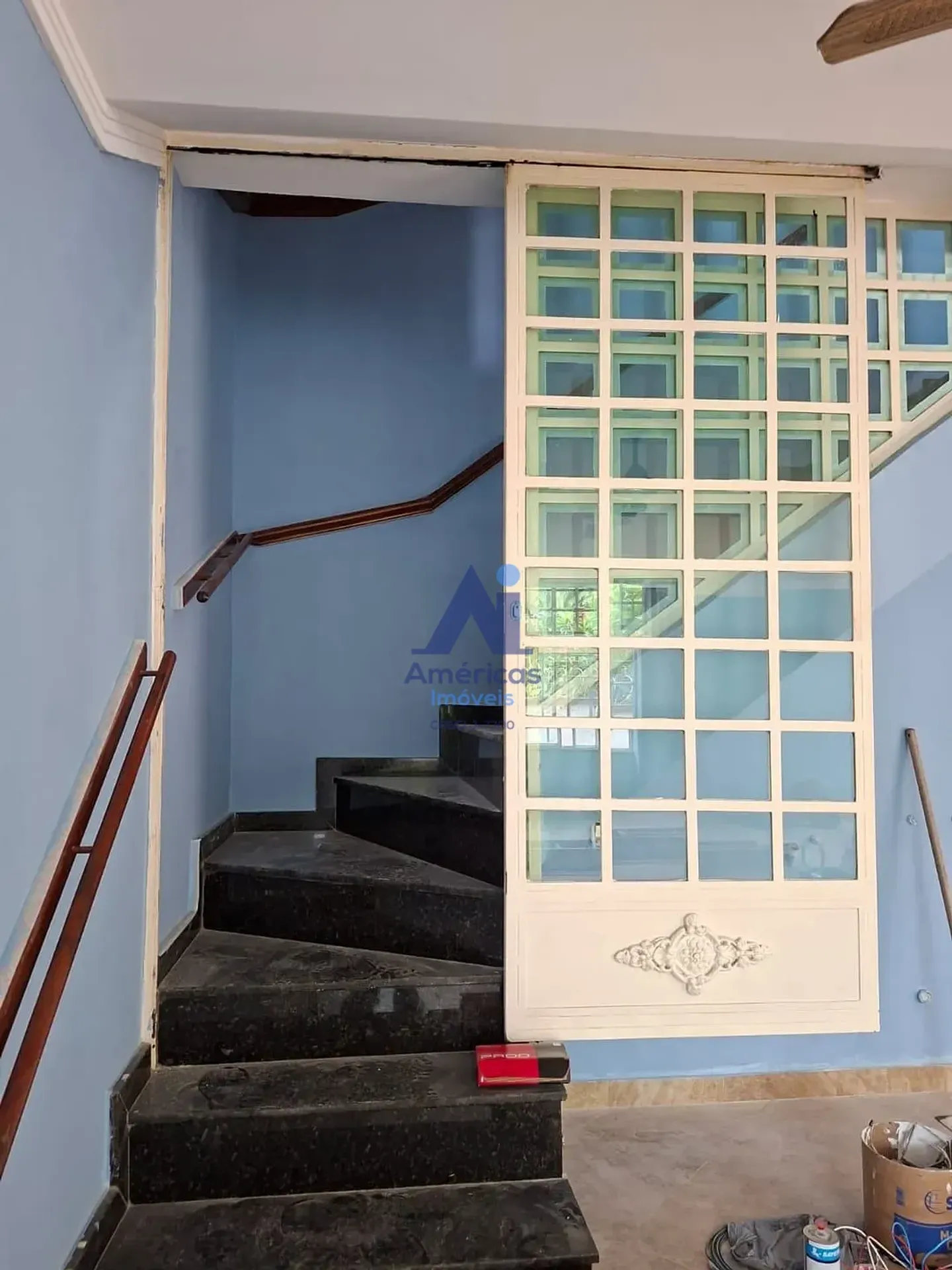 Casa sem mobília com churrasqueira na varanda — photo 25